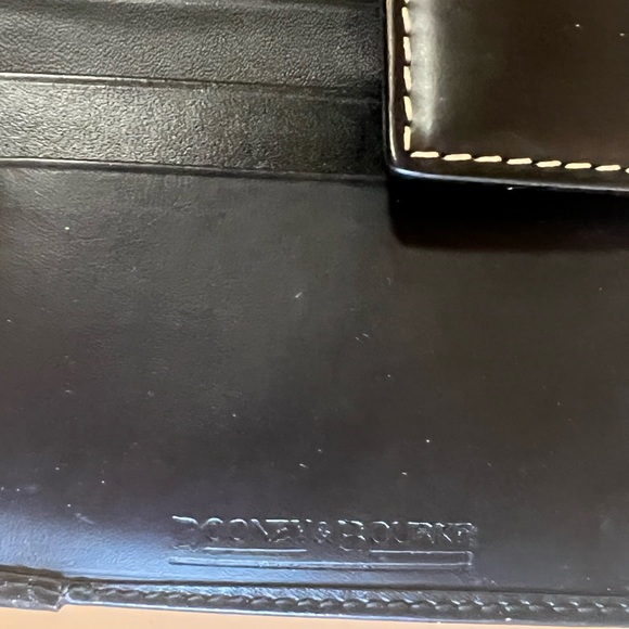 Dooney & Bourke vintage small wallet. - Picture 5 of 5